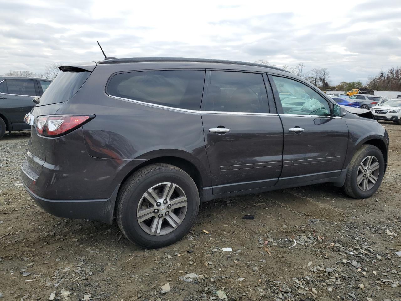 2017 Chevrolet Traverse - Image 3
