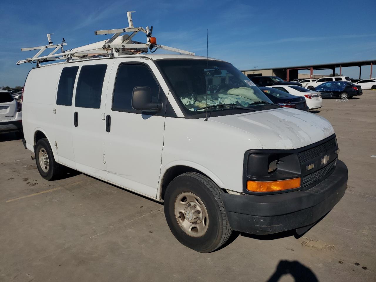 2009 Chevrolet Express - Image 4