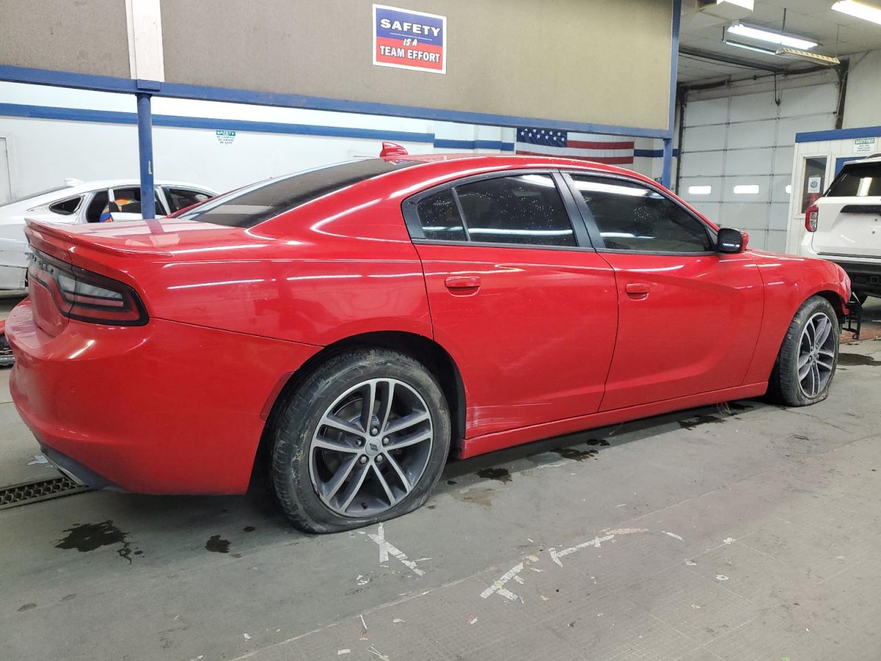 2019 Dodge Charger - Image 3