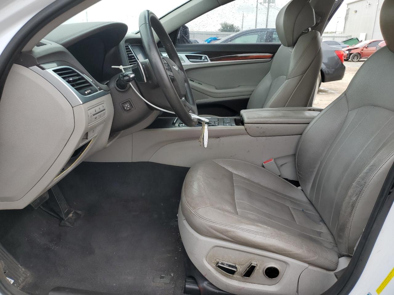 2018 Genesis G80 - Image 7