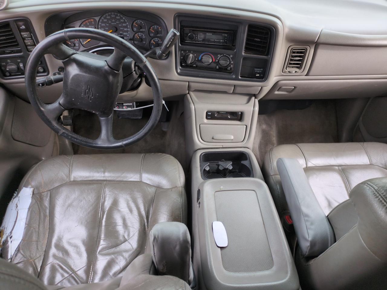 2001 Chevrolet Silverado - Image 8
