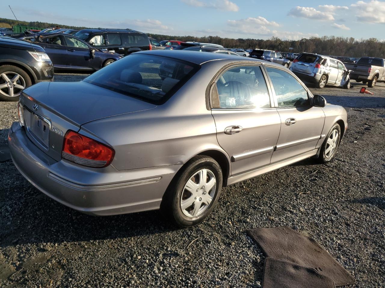 2005 Hyundai Sonata - Image 3