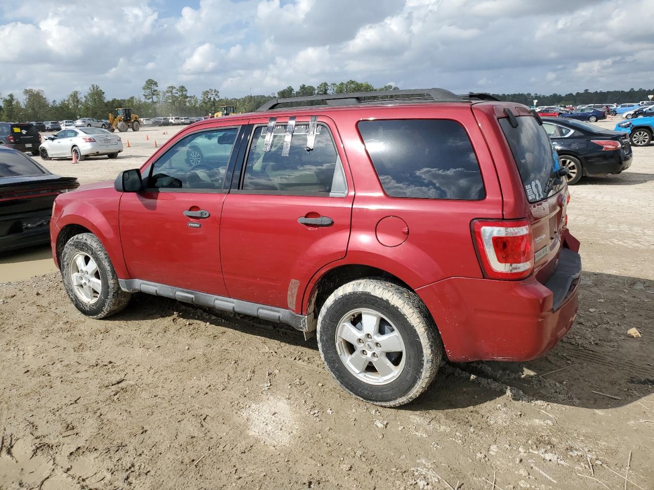 2011 Ford Escape - Image 2