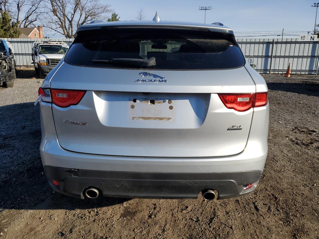 2017 Jaguar F-Pace - Image 6