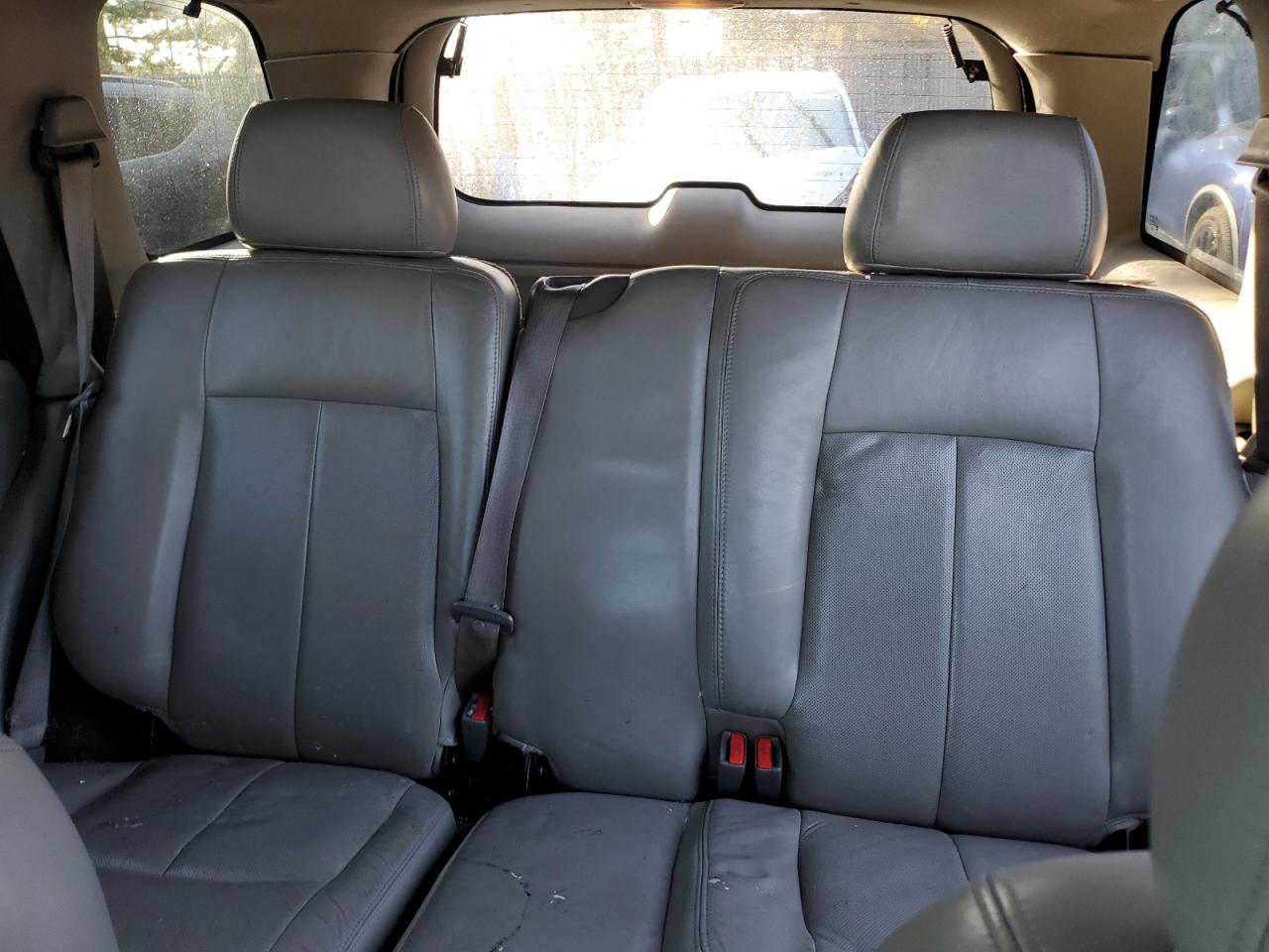 2002 Oldsmobile Bravada - Image 10