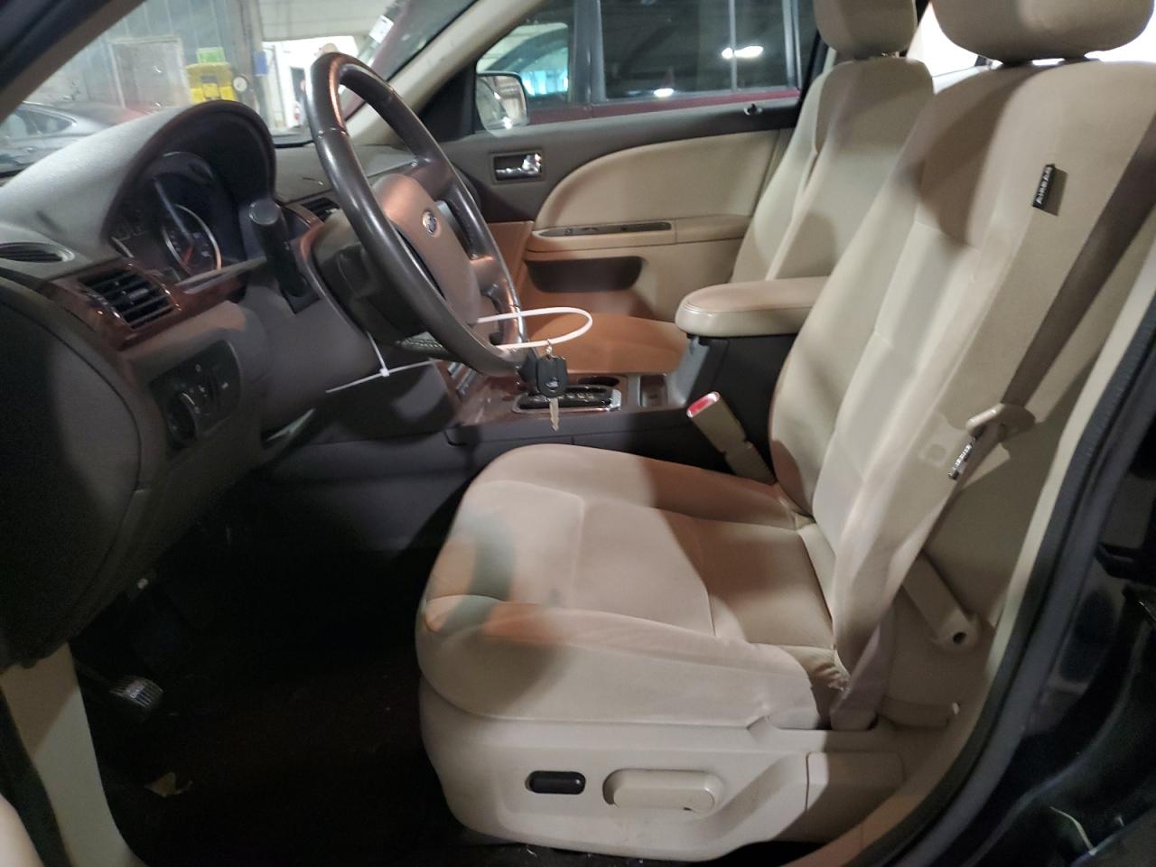 2009 Ford Taurus - Image 7