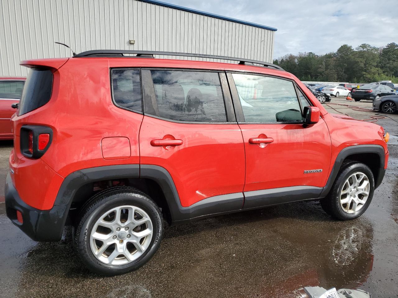 VIN ZACCJBBT1GPD20719 2016 JEEP RENEGADE no.3