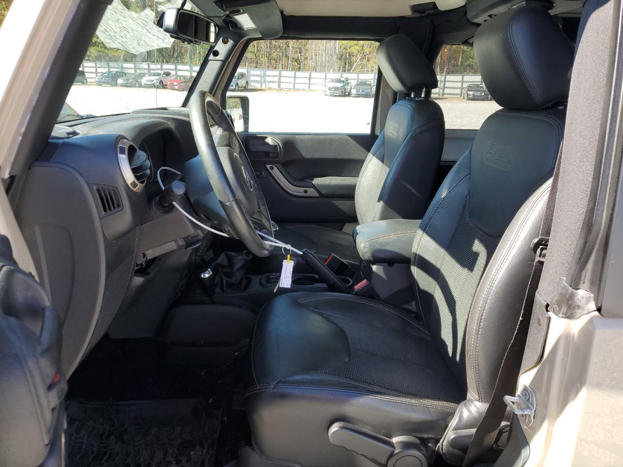 2016 Jeep Wrangler - Image 7