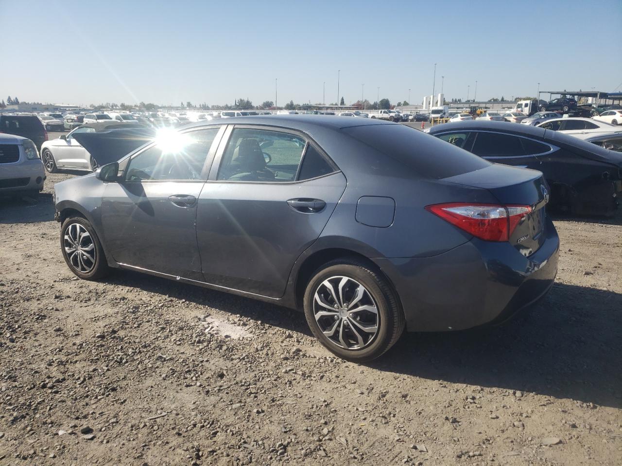 VIN 2T1BURHE9GC661351 2016 TOYOTA COROLLA no.2