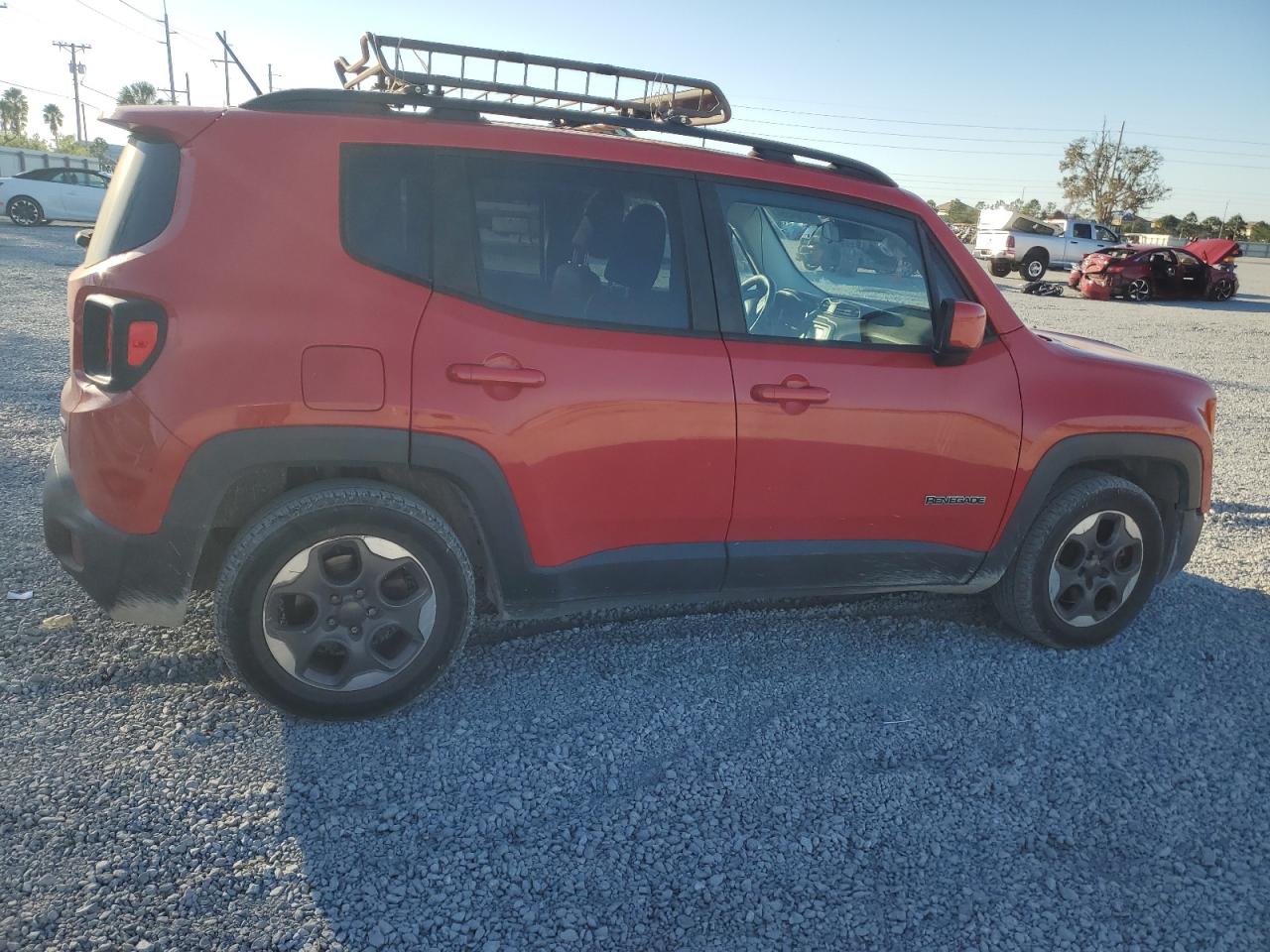 VIN ZACCJABH6FPC32804 2015 JEEP RENEGADE no.3