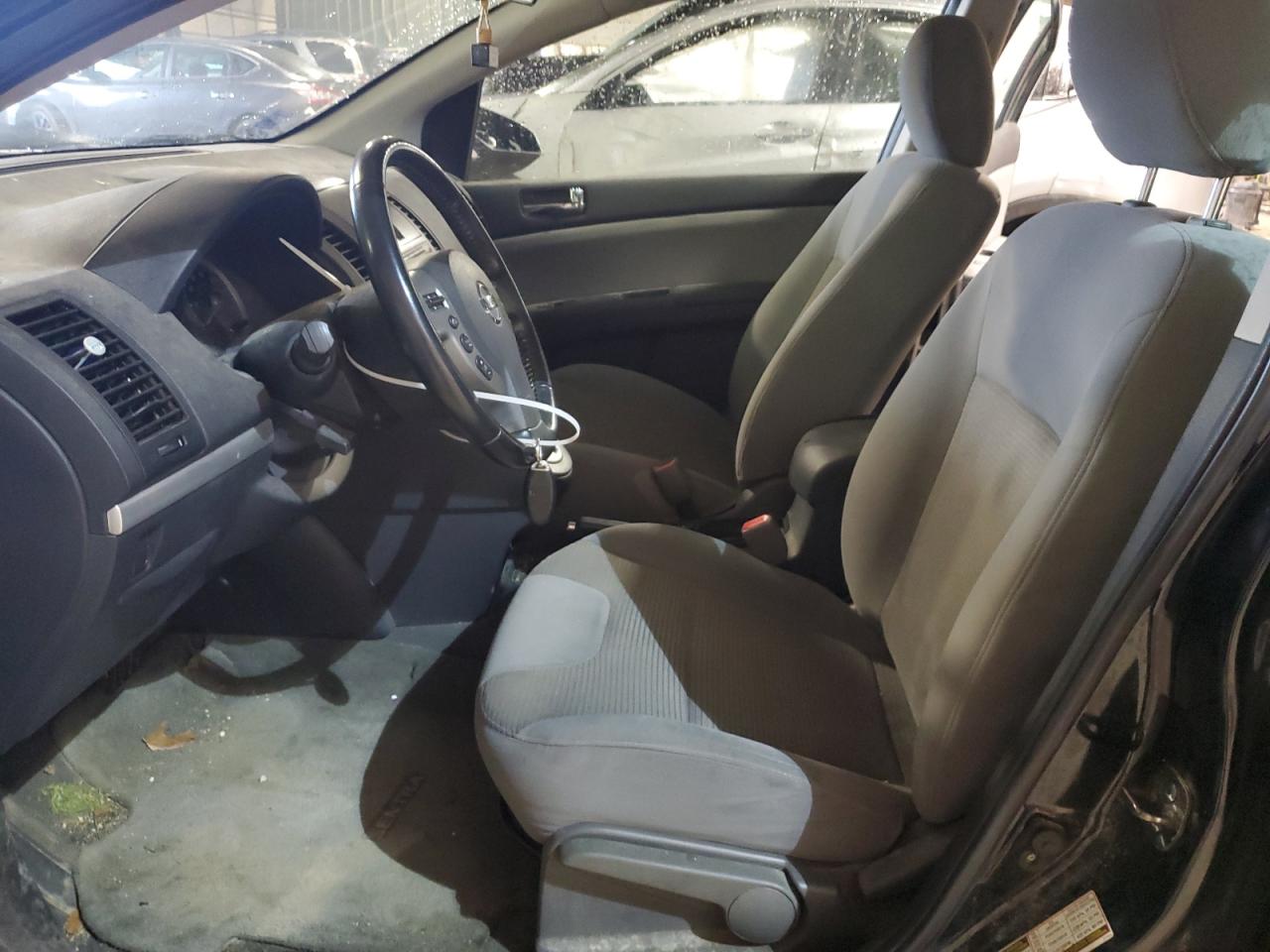 2010 Nissan Sentra - Image 7