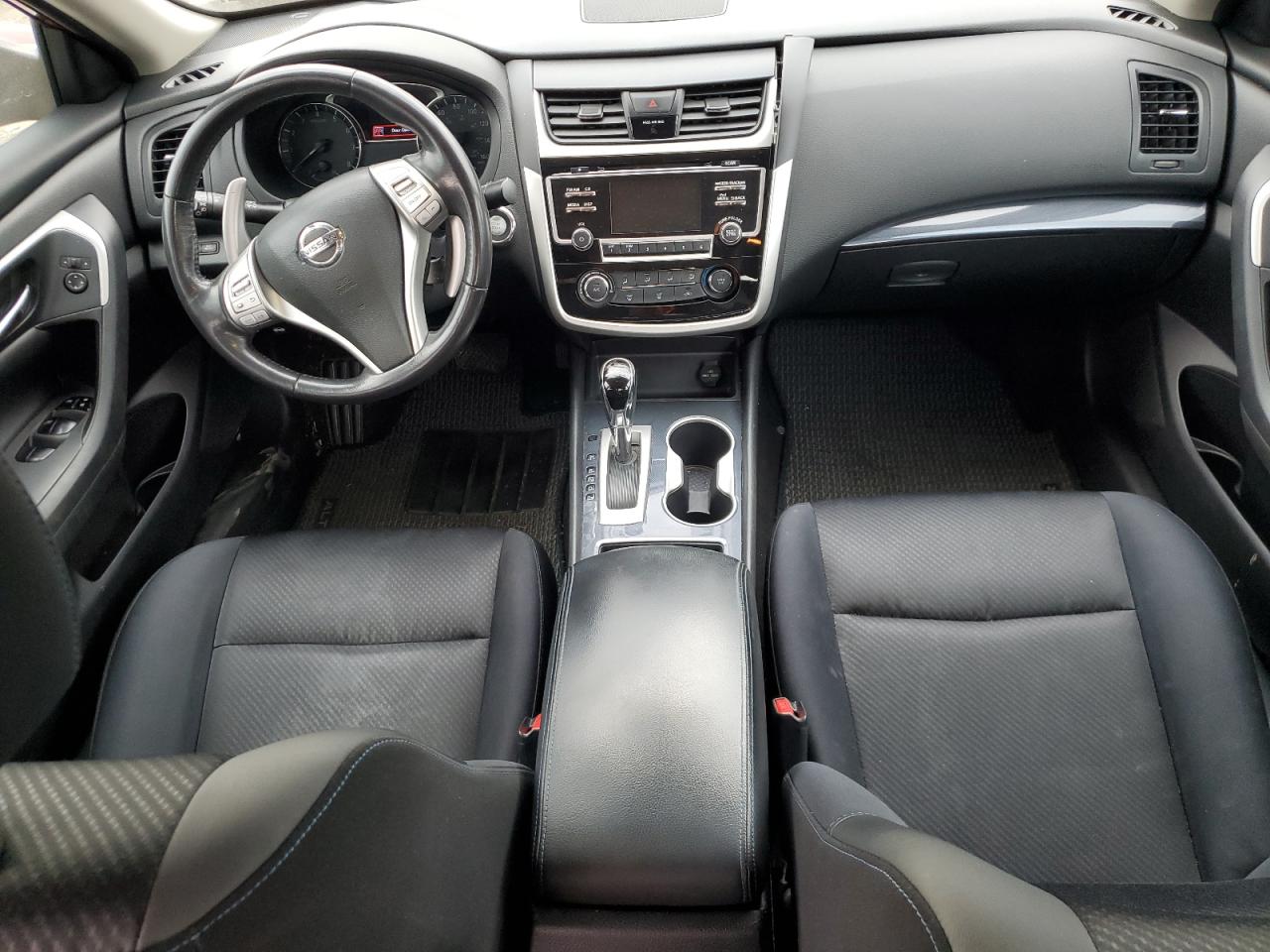 2018 Nissan Altima - Image 8