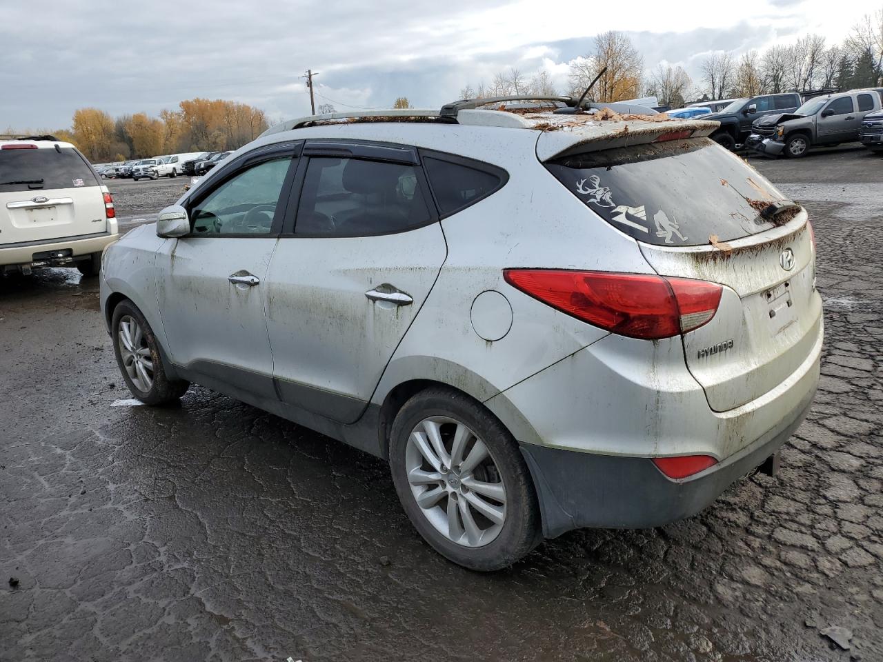 2012 Hyundai Tucson - Image 2