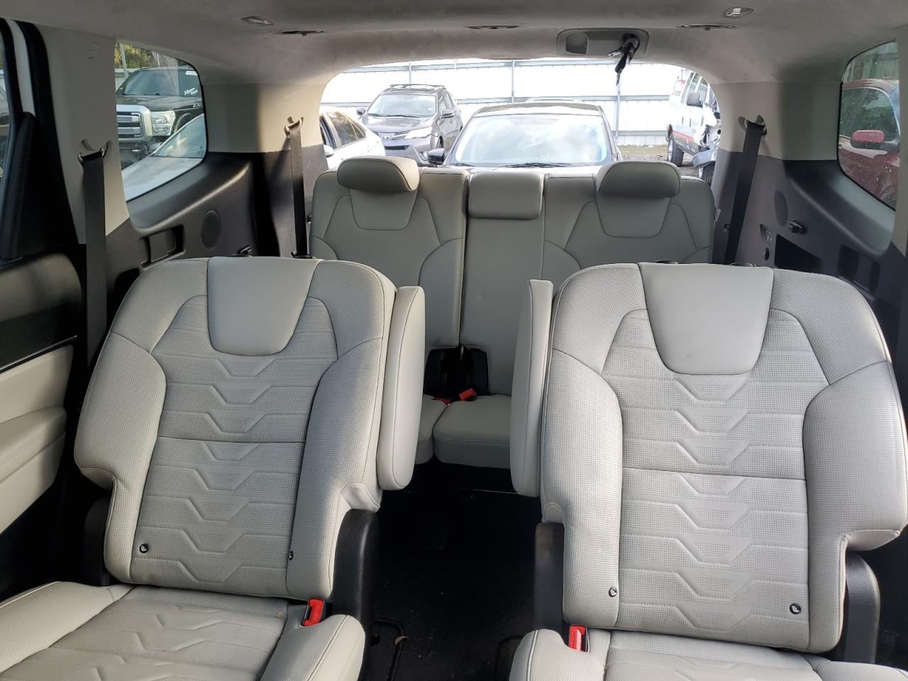 2021 Kia Telluride - Image 10
