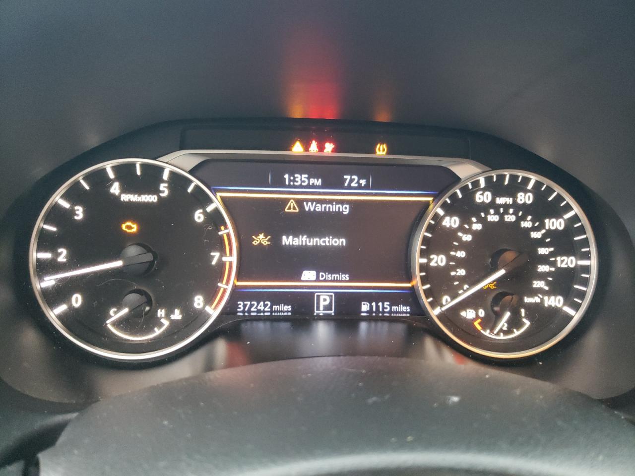 2022 Nissan Altima - Image 9