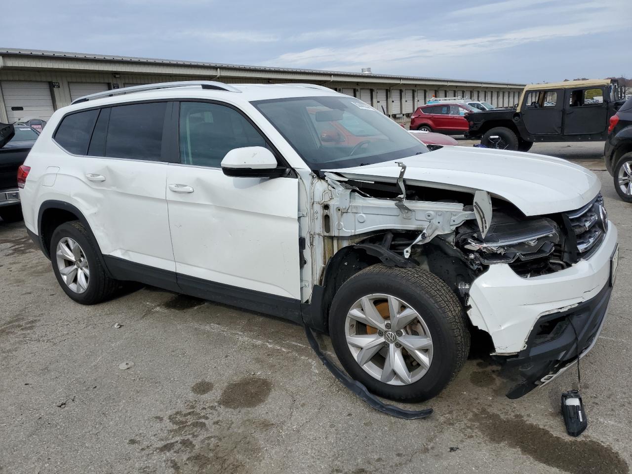 2018 Volkswagen Atlas - Image 4