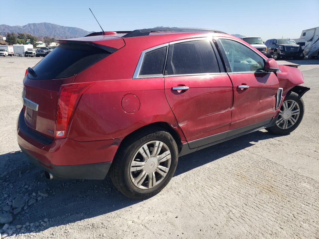 VIN 3GYFNAE39GS521218 2016 CADILLAC SRX no.3