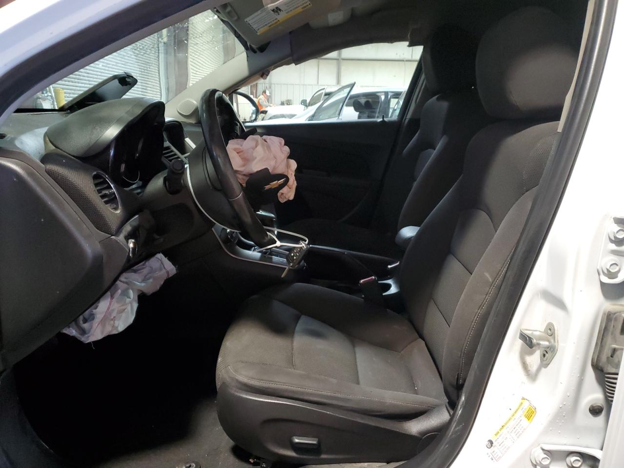 2014 Chevrolet Cruze - Image 7