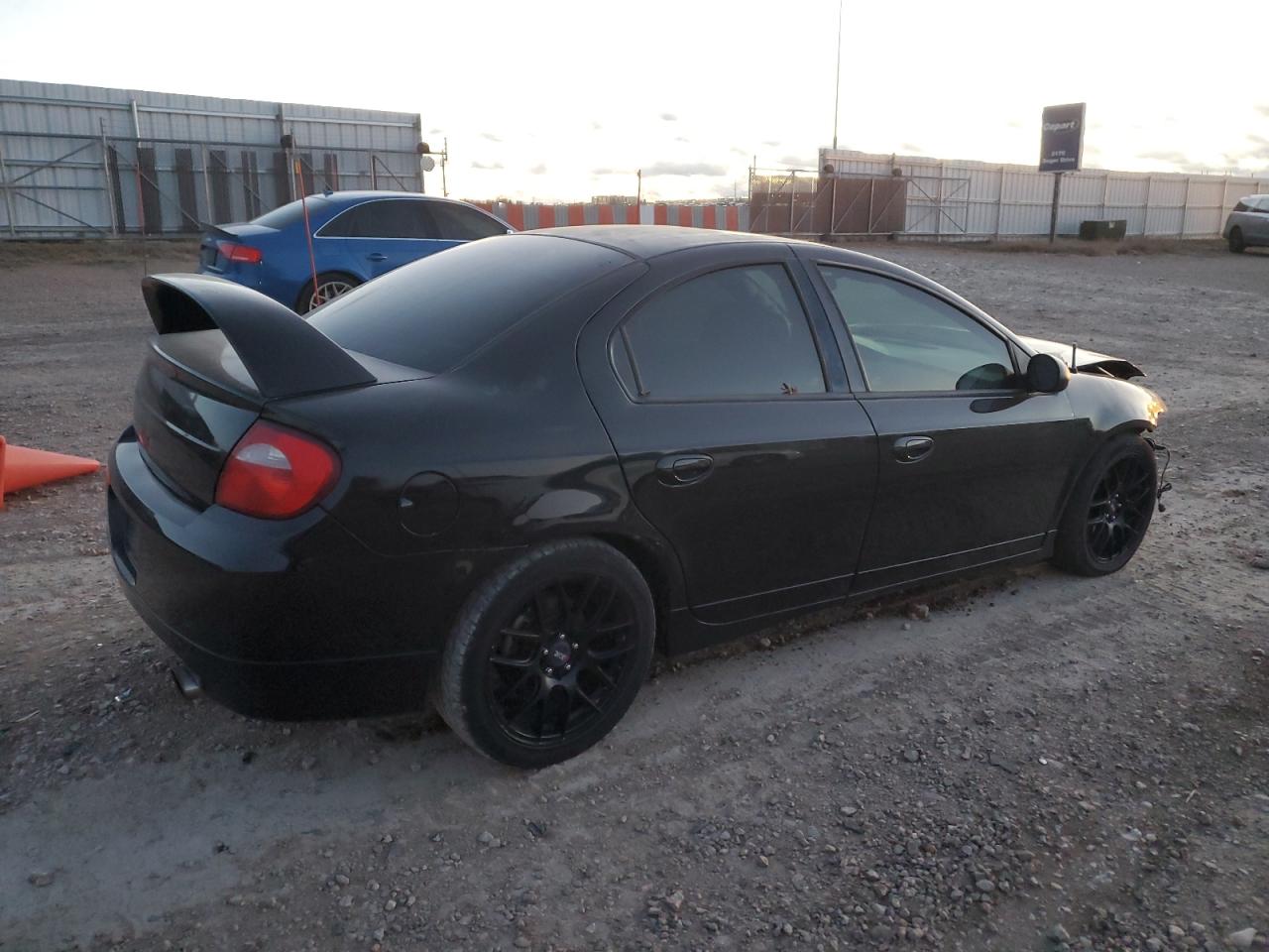 2005 Dodge Neon - Image 3