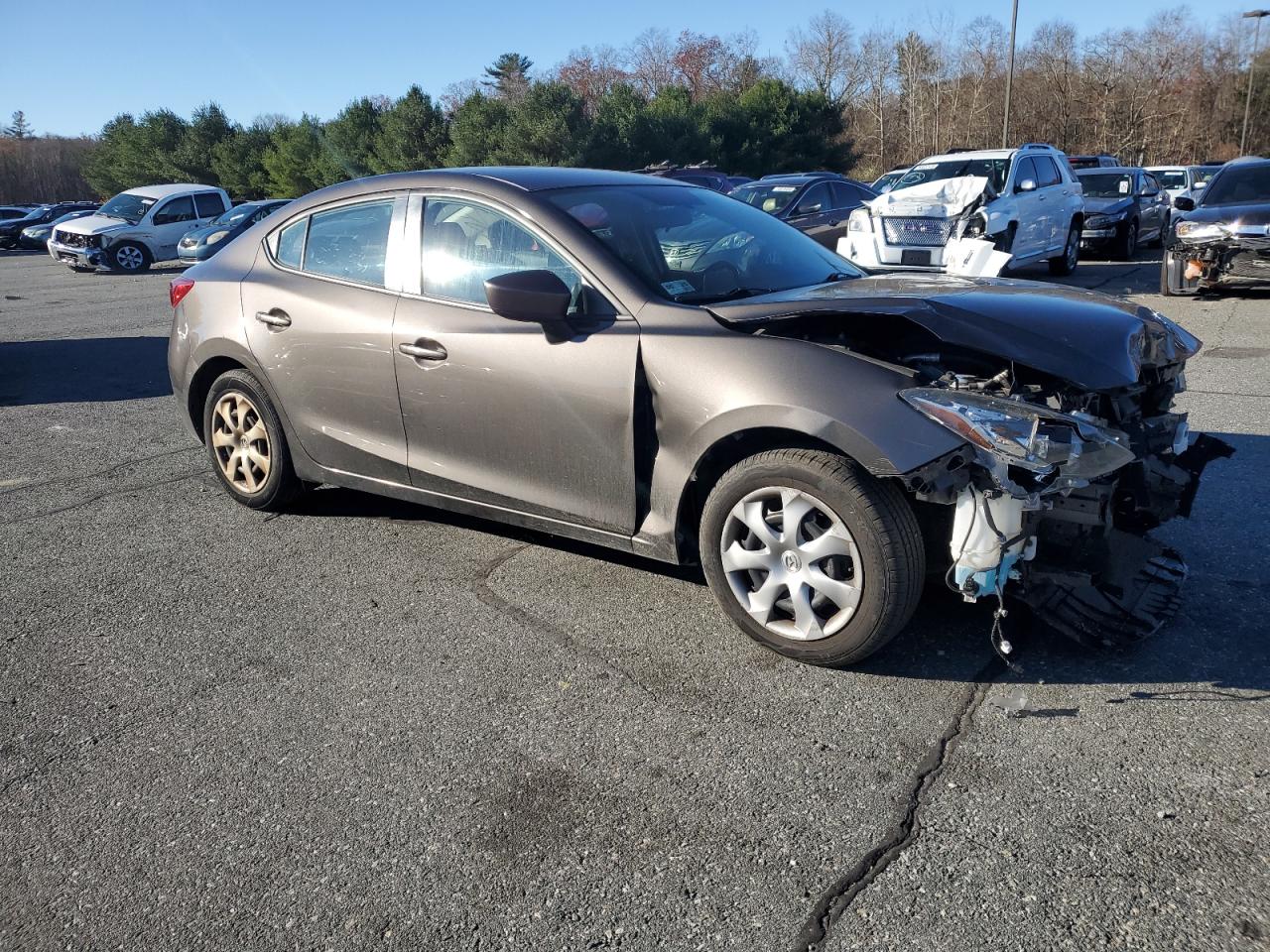 2016 Mazda 3 - Image 4