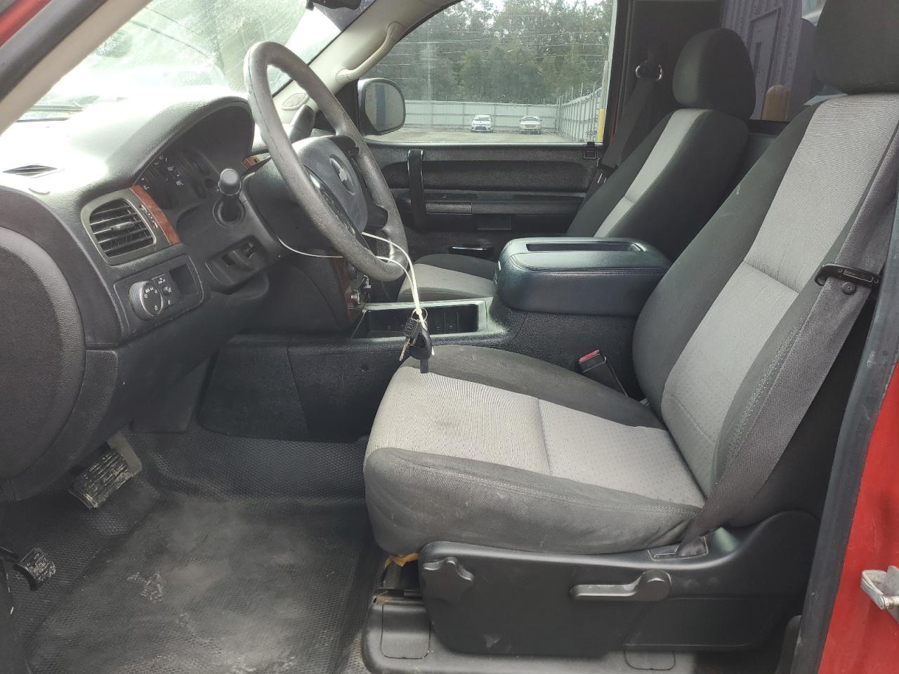 2008 Chevrolet Silverado - Image 7