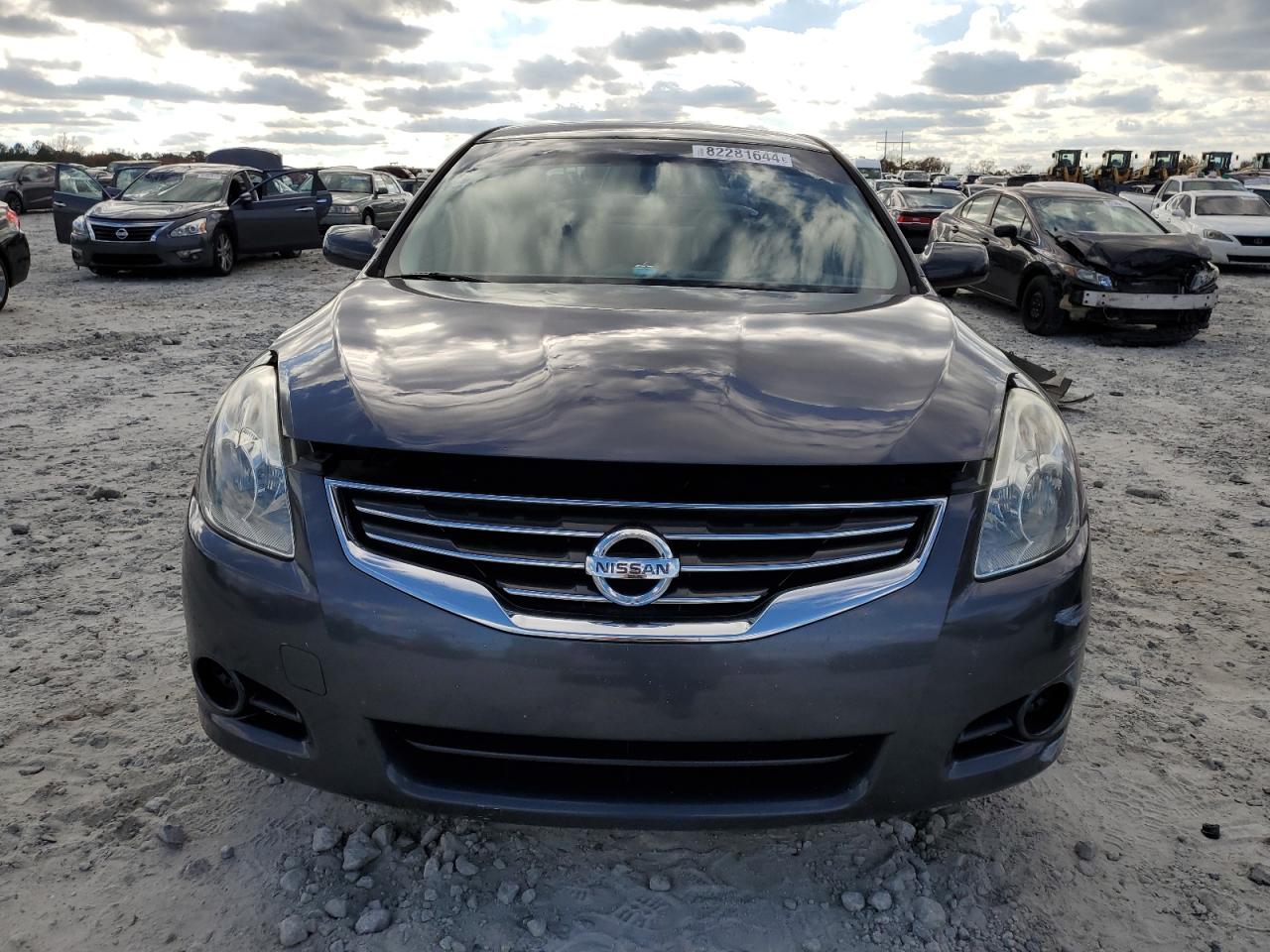 2010 Nissan Altima - Image 5