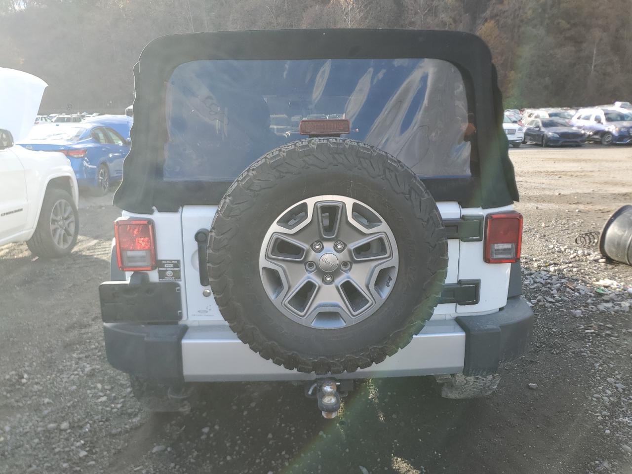 2015 Jeep Wrangler Unlimited Sport VIN: 1C4BJWDG4FL614332 Lot: 79610274