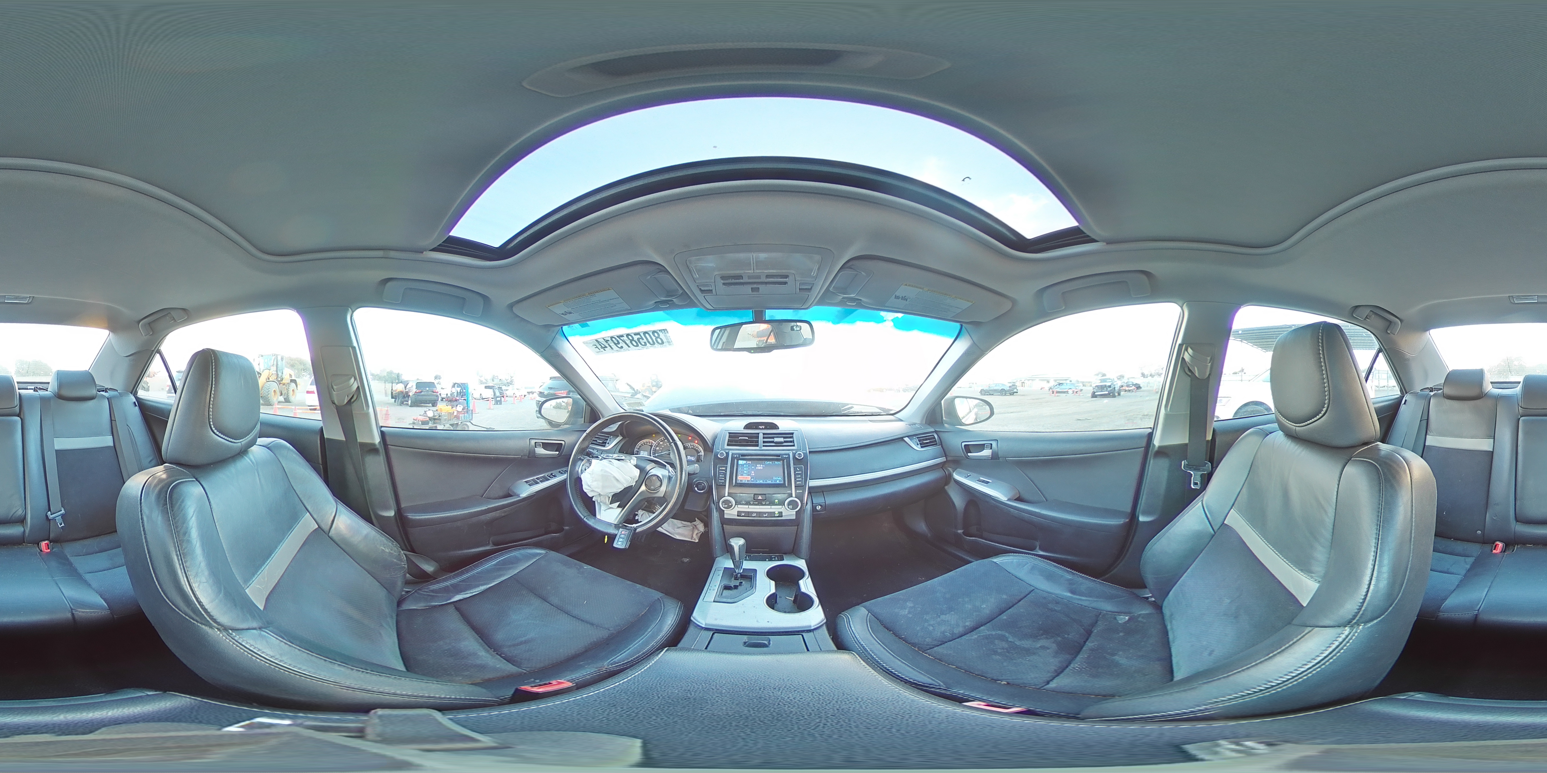 2012 Toyota Camry - Image 13