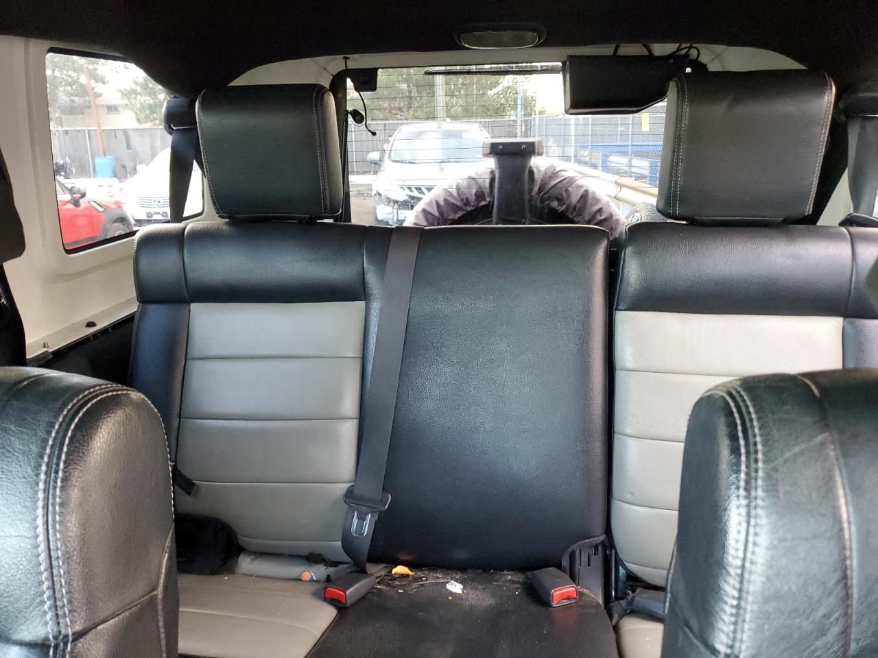 2010 Jeep Wrangler - Image 10