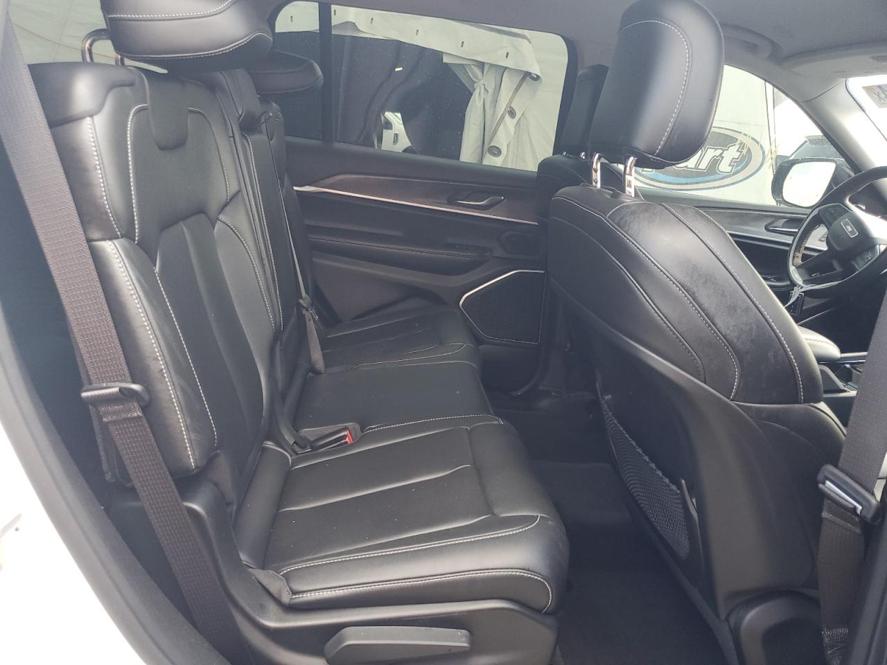 2021 Jeep Grand Cherokee - Image 11