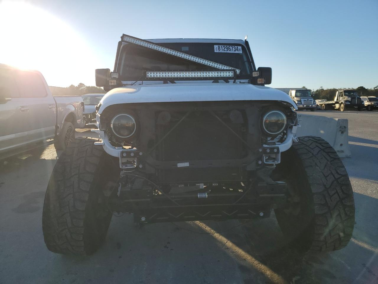2020 Jeep Gladiator - Image 5