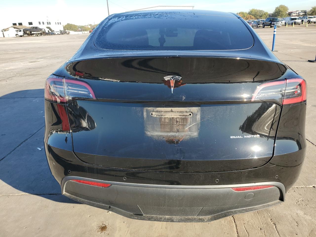 2022 Tesla Model Y VIN: 7SAYGDEE8NF422037 Lot: 80013364