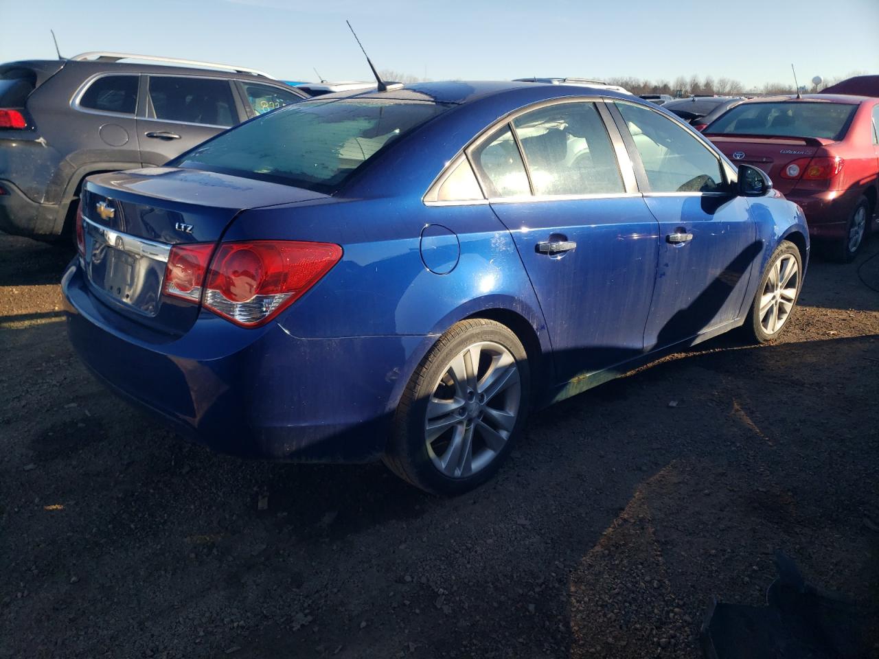 2013 Chevrolet Cruze - Image 3