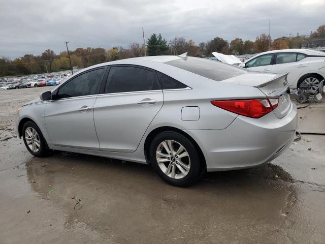  HYUNDAI SONATA 2013 Серебристый