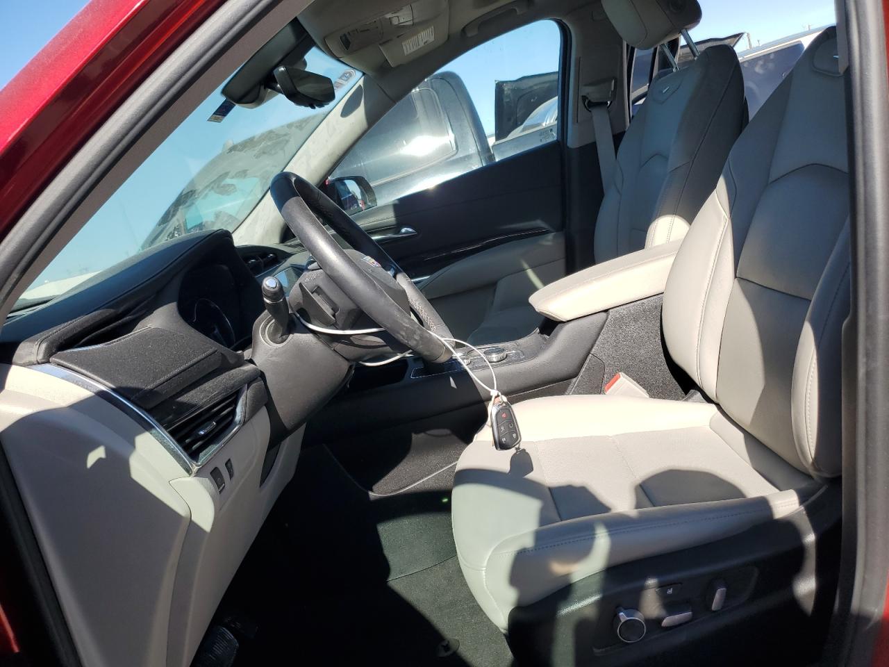 2022 Cadillac Xt4 Premium Luxury VIN: 1GYFZCR43NF154997 Lot: 81942214