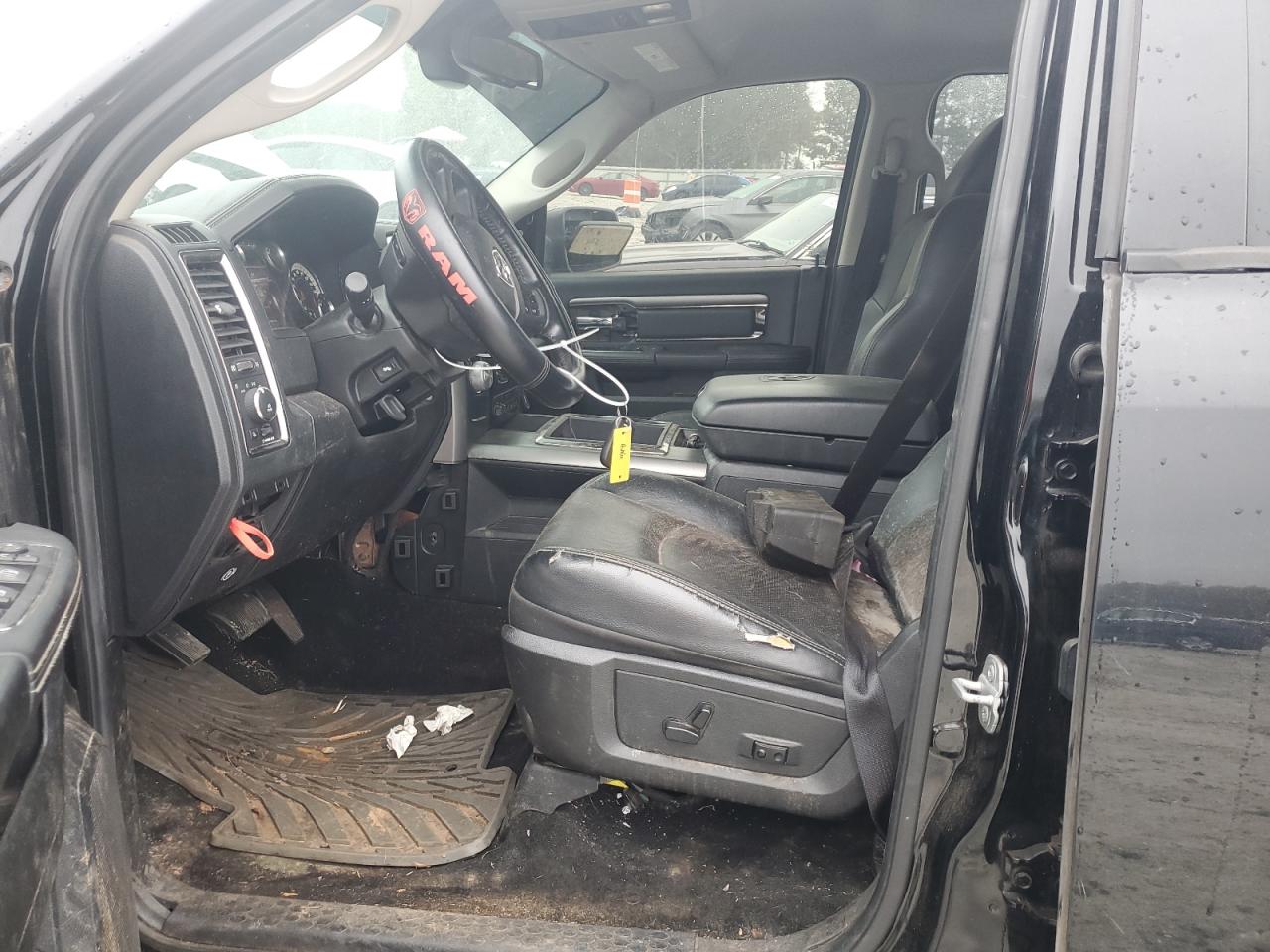 2014 RAM 1500 - Image 7