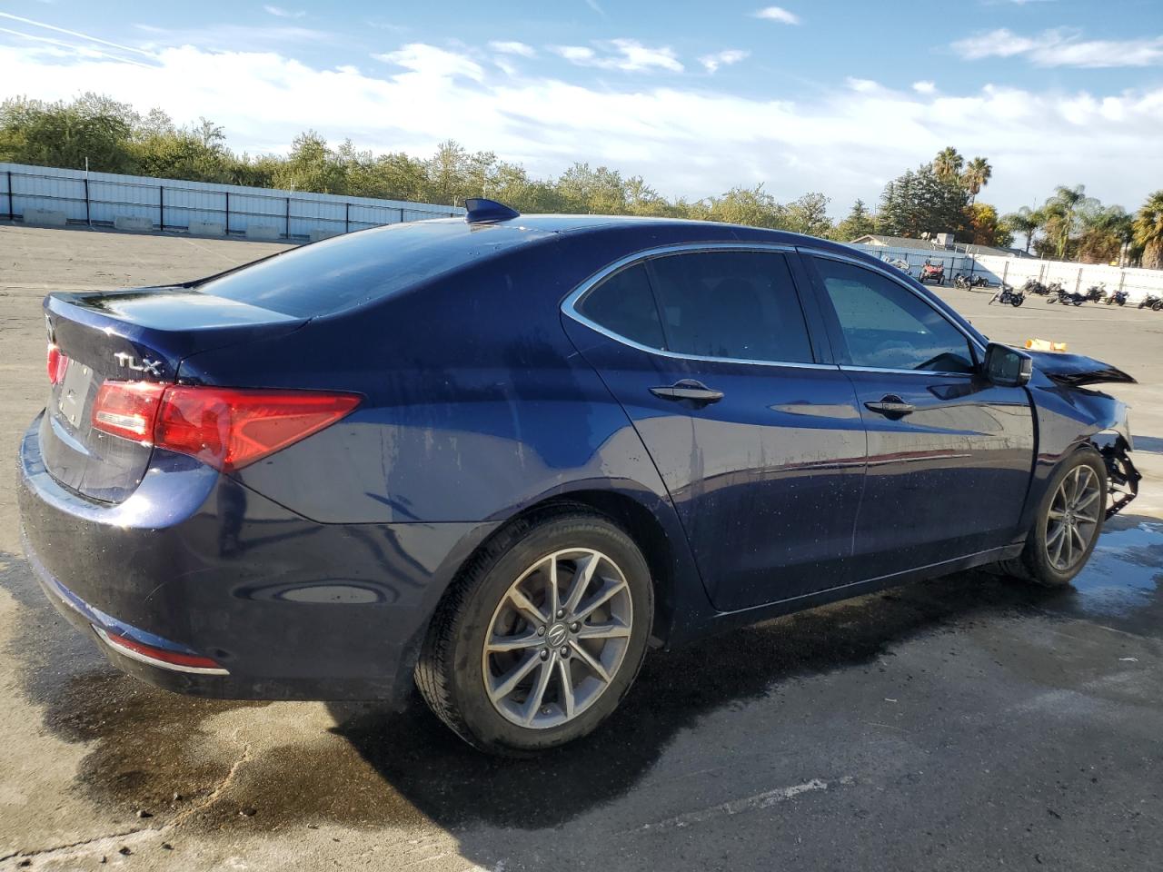 VIN 19UUB1F38JA008444 2018 ACURA TLX no.3