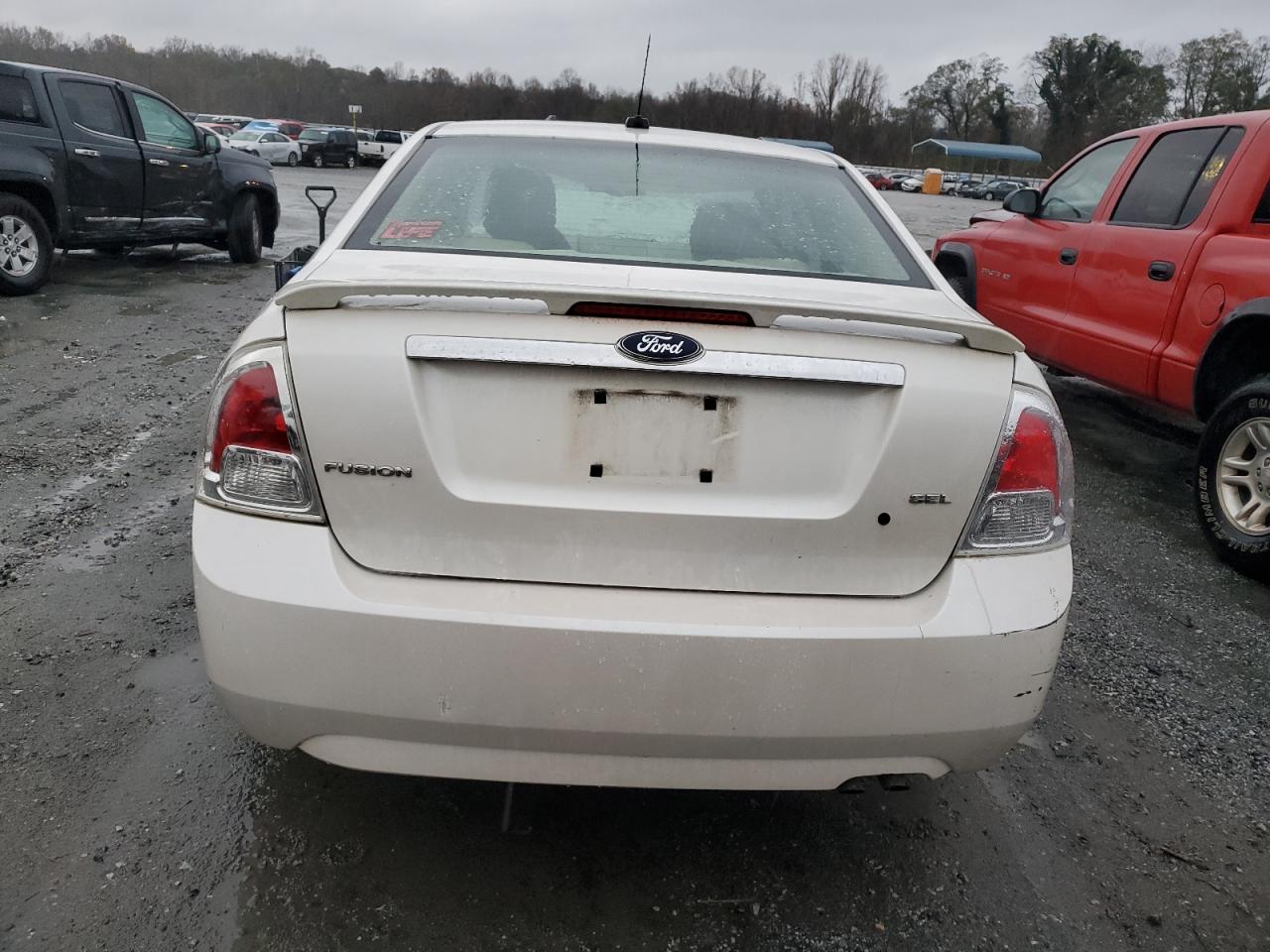 2009 Ford Fusion - Image 6