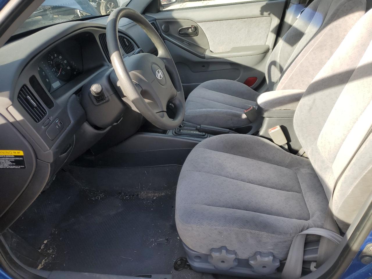 2006 Hyundai Elantra - Image 7
