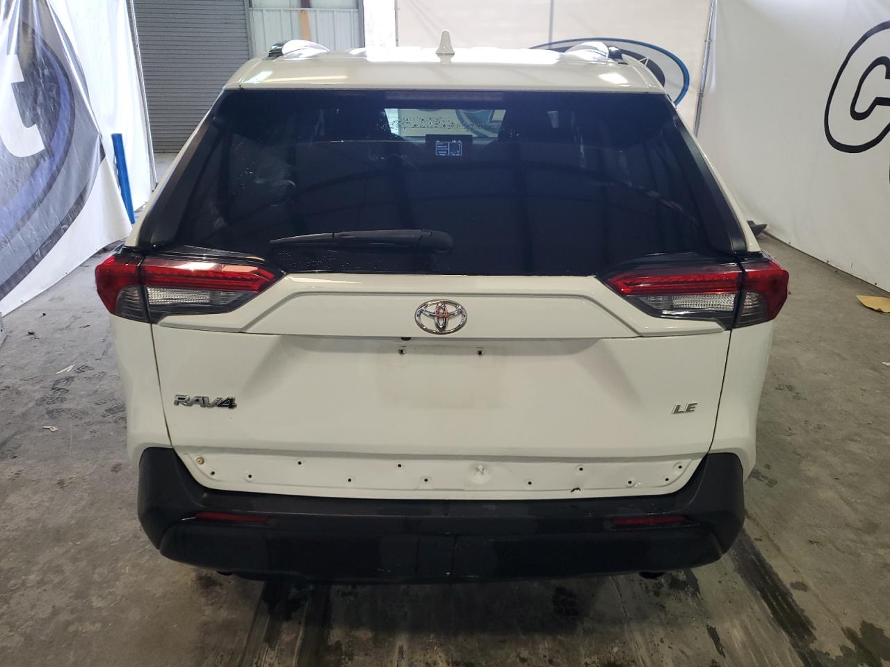 2021 Toyota RAV 4 - Image 6