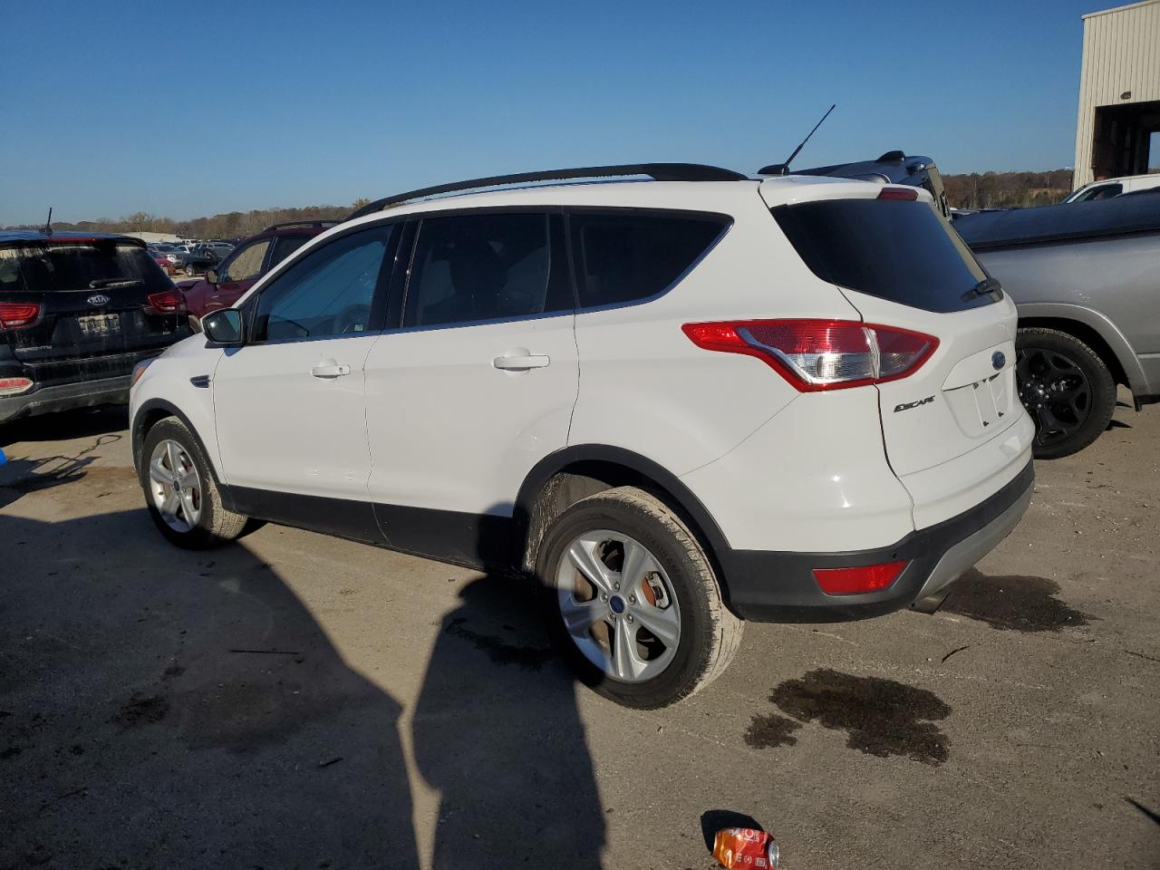 VIN 1FMCU0GX0GUC56075 2016 FORD ESCAPE no.2