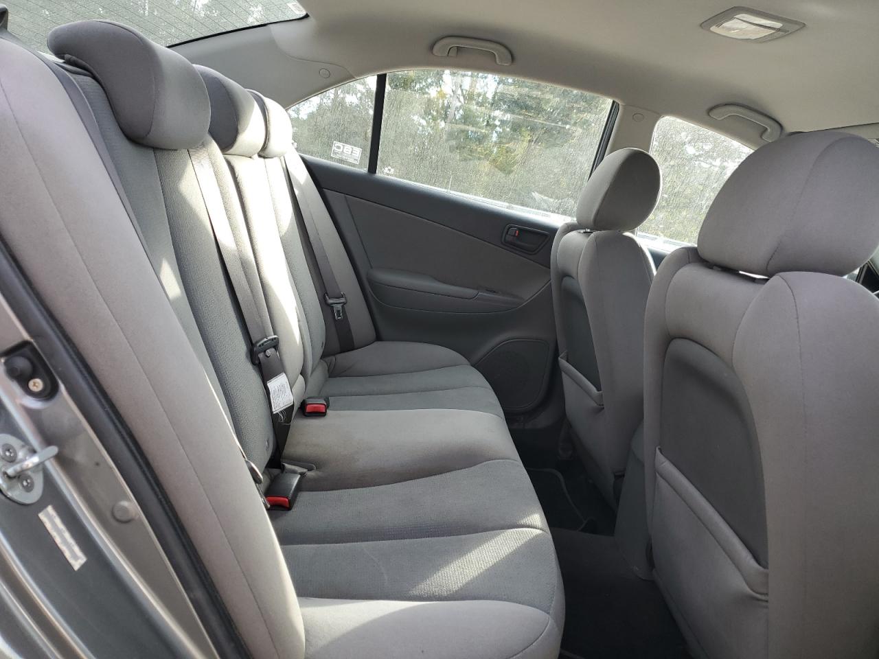 2009 Hyundai Sonata - Image 10