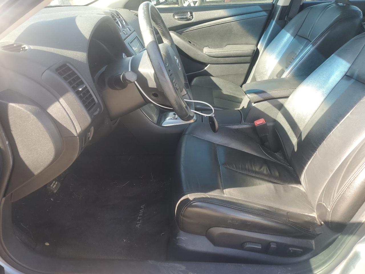 2012 Nissan Altima - Image 7