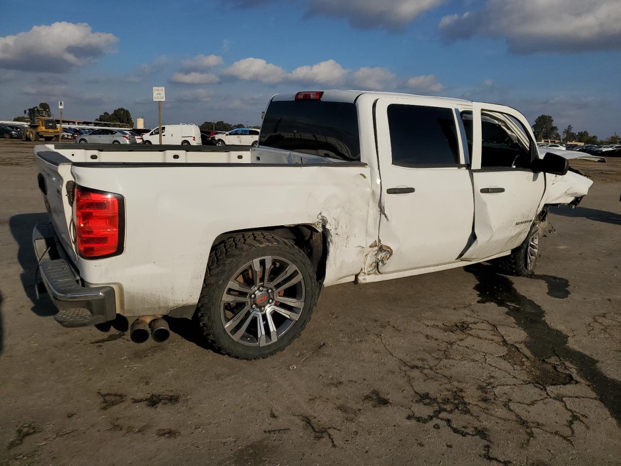2014 Chevrolet Silverado - Image 3