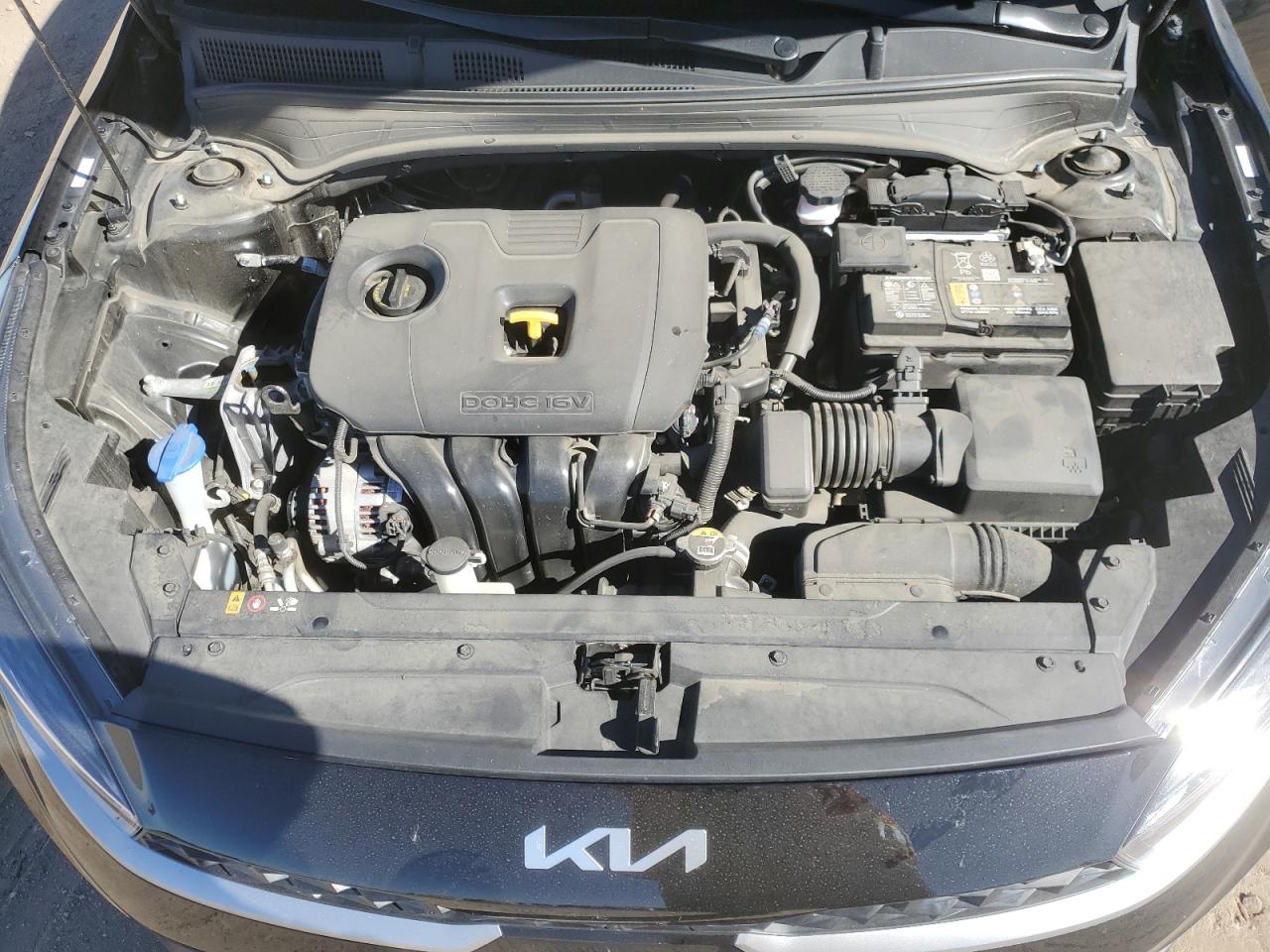 2023 Kia Forte - Image 11