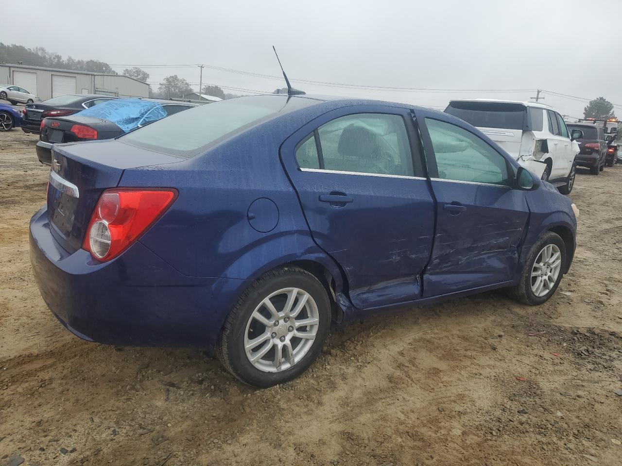 2013 Chevrolet Sonic - Image 3