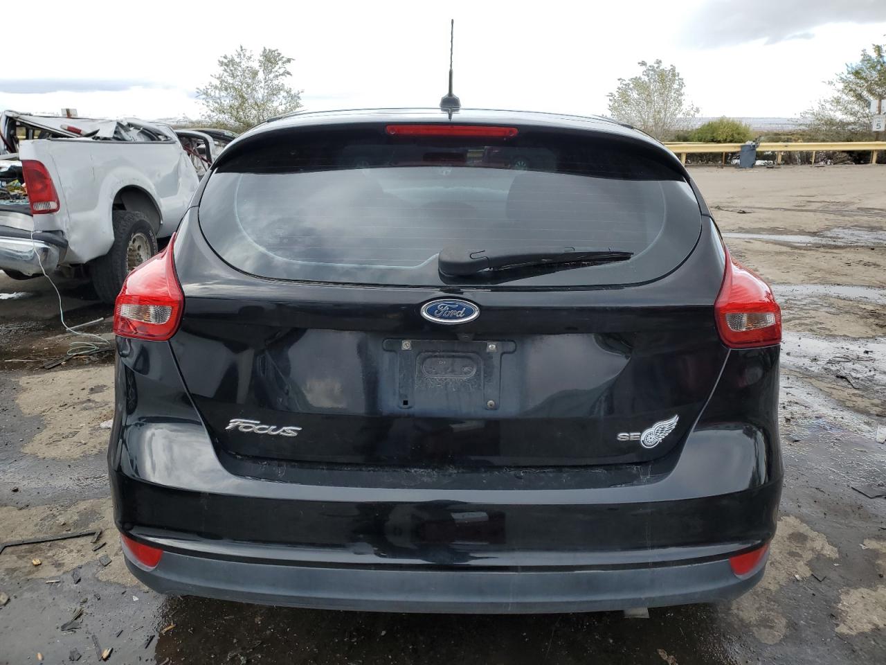 2018 Ford Focus Se VIN: 1FADP3K22JL270091 Lot: 77671744