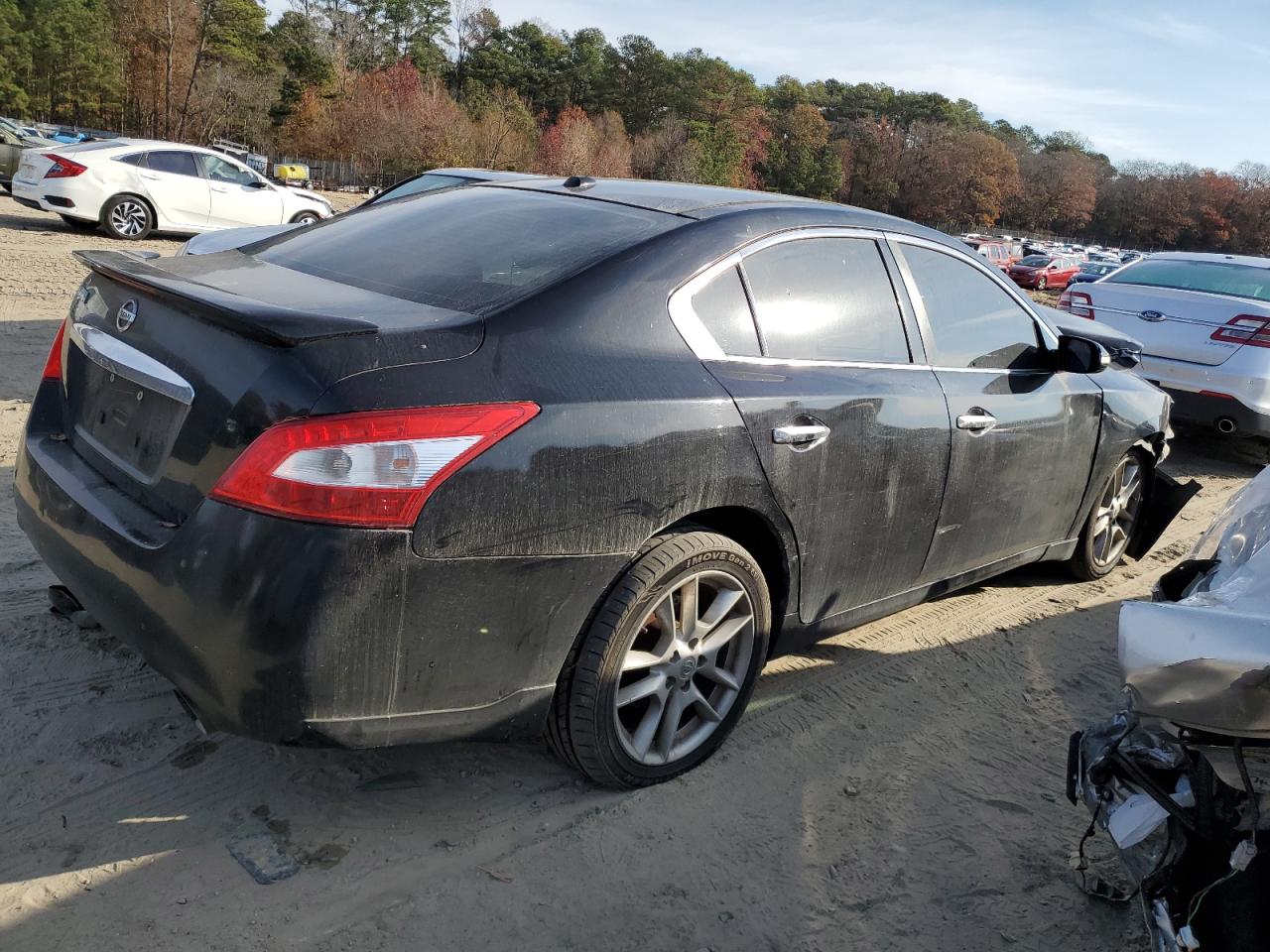 2009 Nissan Maxima - Image 3