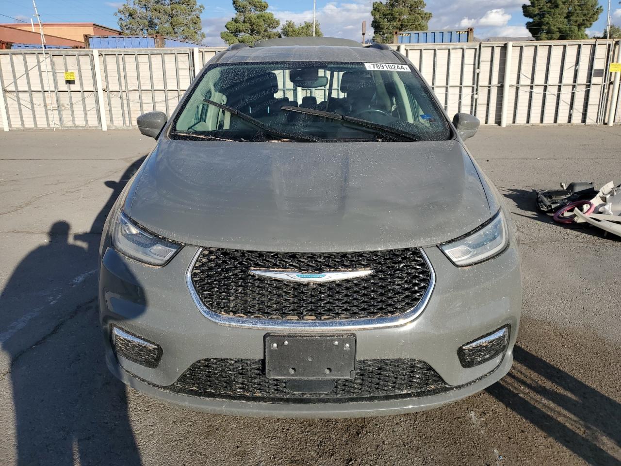 2021 Chrysler Pacifica - Image 5