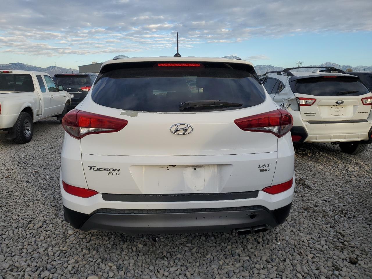 VIN KM8J3CA23GU227064 2016 HYUNDAI TUCSON no.6